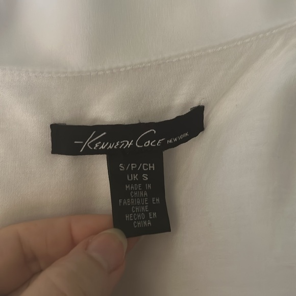 Elegant White Women's Top - Picture 6 of 7